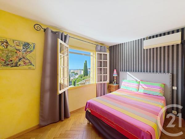 Maison à vendre  6 pièces - 95,72 m2 MOUGINS - 06