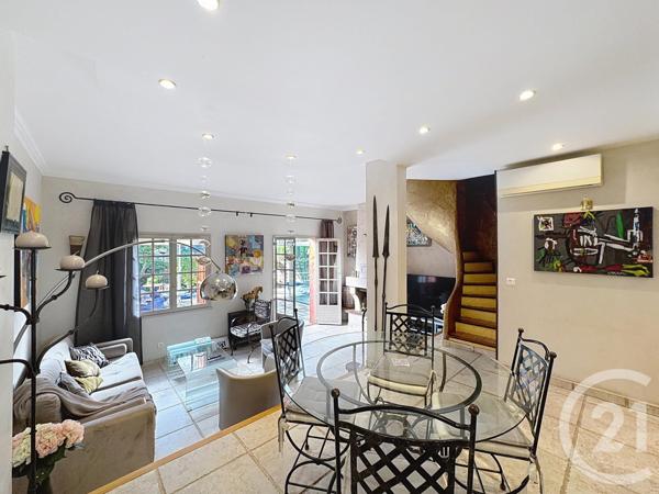 Maison à vendre  6 pièces - 95,72 m2 MOUGINS - 06