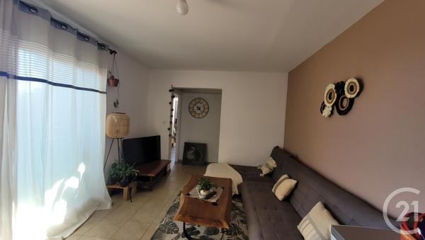 Appartement F4 à vendre  4 pièces - 86,67 m2 ST DENIS - 974
