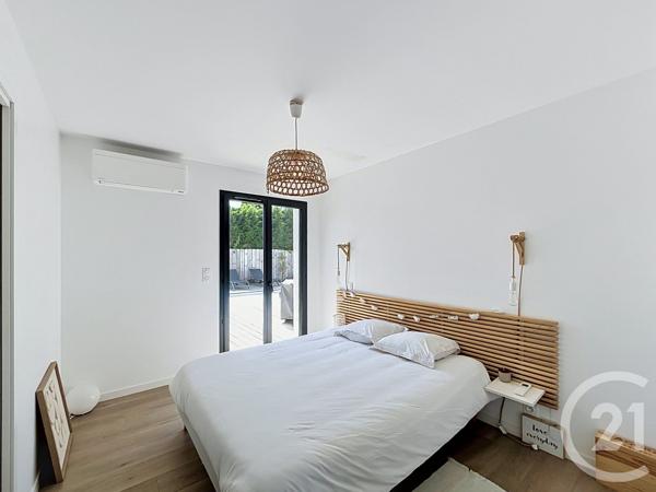 Maison à vendre  4 pièces - 110,29 m 2   GUJAN MESTRAS  - 33
