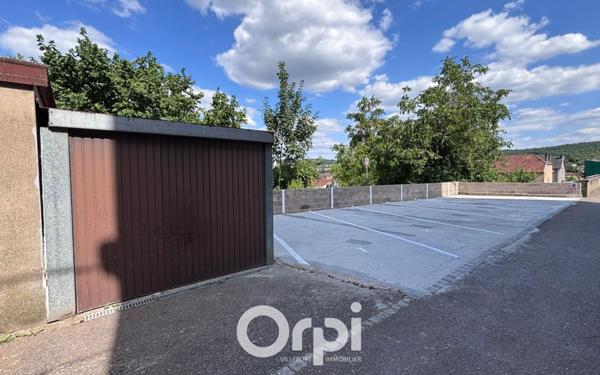 Stationnement à louer    Knutange