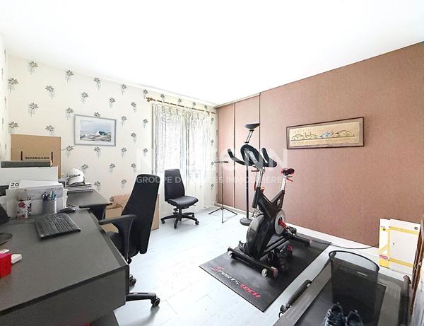 Maison Montigny Le Bretonneux 6 pièce(s) 4 chambres - 136 m2 / 161m² Utiles