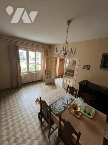 Maison de village avec grange et jardin