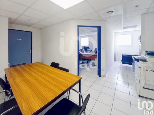 Bureaux à vendre 40 m² Nîmes-Saint-Césaire