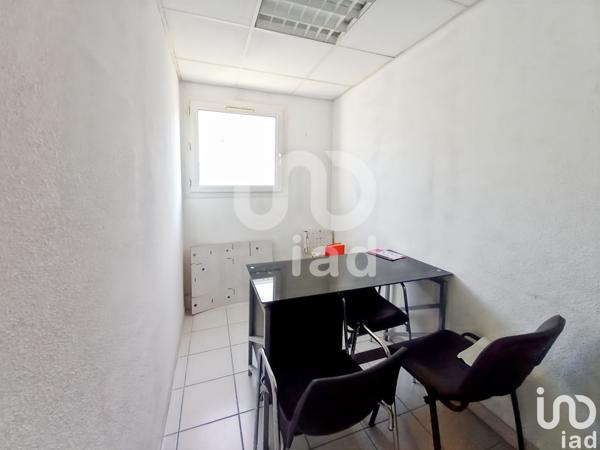 Bureaux à vendre 40 m² Nîmes-Saint-Césaire