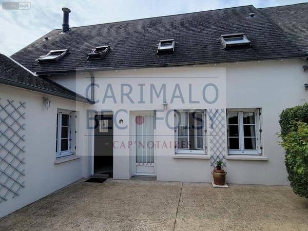 Maison à vendre à Cloyes-les-Trois-Rivières dans l'Eure-et-Loir (28220), ref : RCA/888   
Centre ville