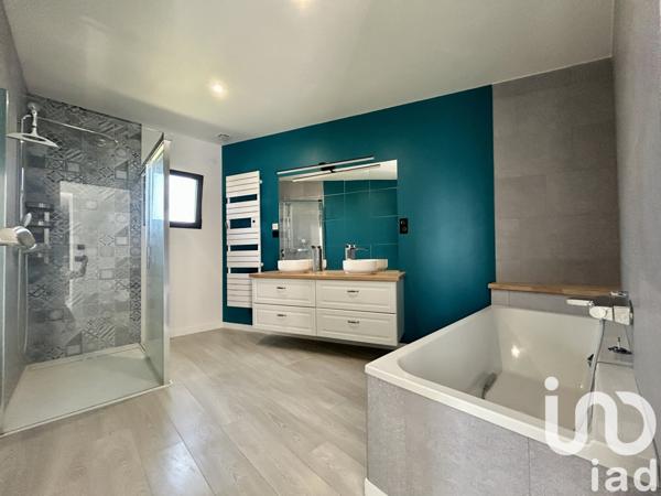 Maison à vendre 4 pièces 148 m² Saint-Lyé-la-Forêt