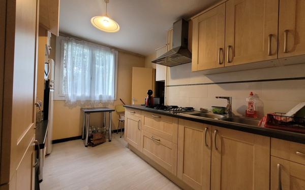 Appartement à vendre    4 pièces • 84 m2 Creil
