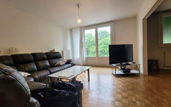 Appartement à vendre    4 pièces • 84 m2 Creil