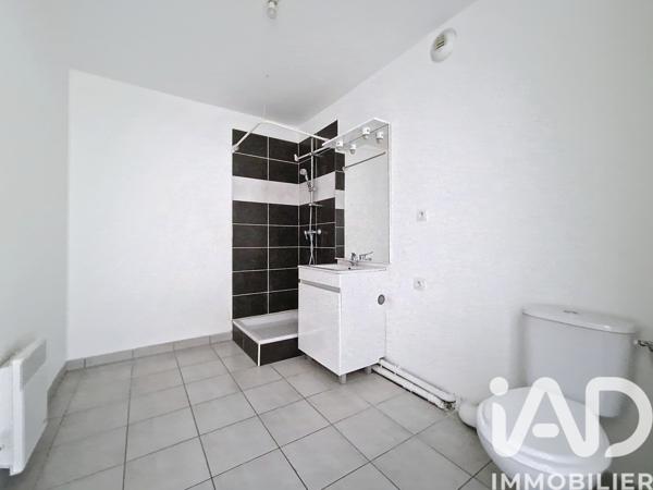 Location studio 34 m² Lormont