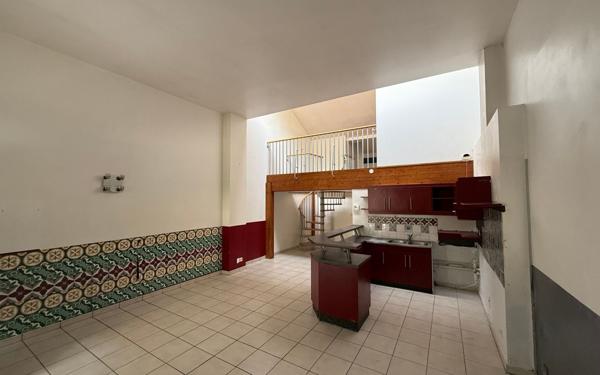 Appartement à vendre    5 pièces • 100 m2 Vienne