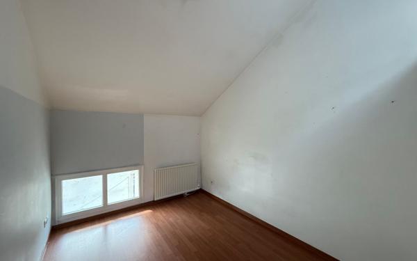 Appartement à vendre    5 pièces • 100 m2 Vienne