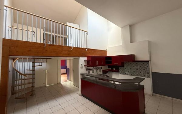 Appartement à vendre    5 pièces • 100 m2 Vienne