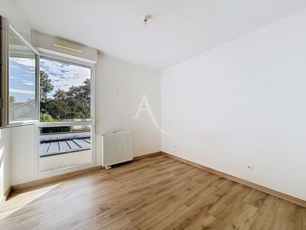 PAU T3 avec esprit maison, terrasse et 2 parkings - Saint-Julien / Hélioparc