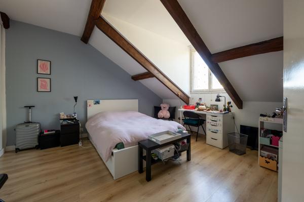 Maison bourgeoise de 200 m² habitables dans le centre historique d’Étampes