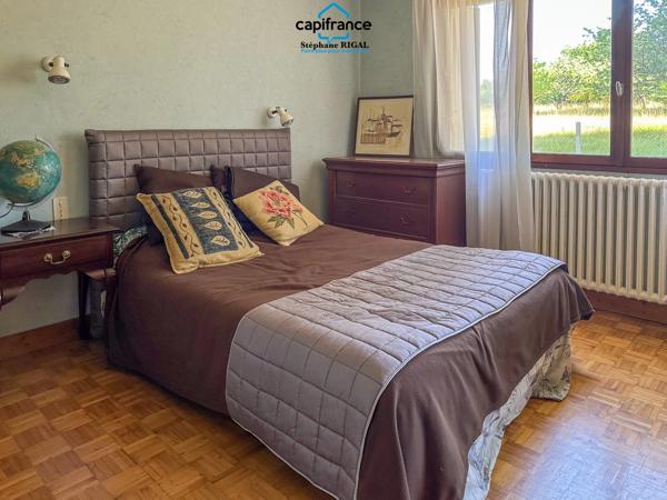 Maison à vendre 7 pièces de 183 m2 habitables sur un terrain de 10655m2