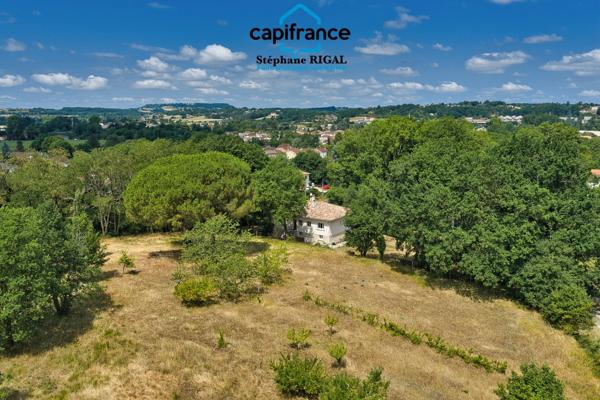 Maison à vendre 7 pièces de 183 m2 habitables sur un terrain de 10655m2