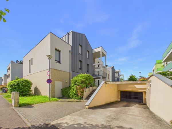 RARE-Superbe appartement avec jardin et garage