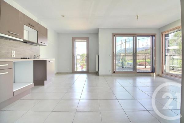 Appartement F3 à vendre  3 pièces - 60,53 m 2   THONON LES BAINS  - 74