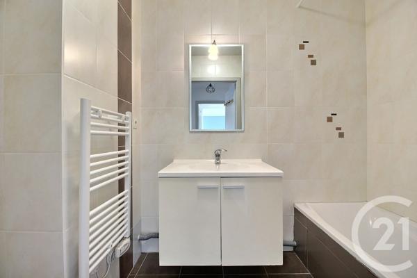 Appartement F3 à vendre  3 pièces - 60,53 m 2   THONON LES BAINS  - 74