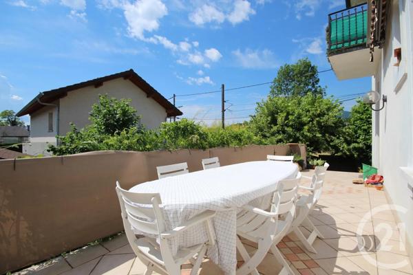 Appartement F5 à vendre  5 pièces - 118,68 m 2   RUMILLY  - 74