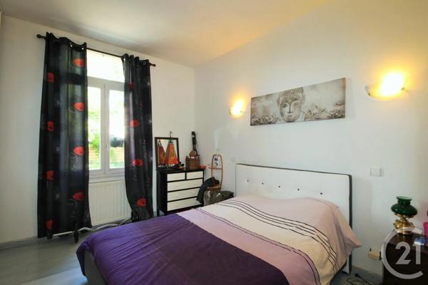 Appartement F5 à vendre  5 pièces - 118,68 m 2   RUMILLY  - 74