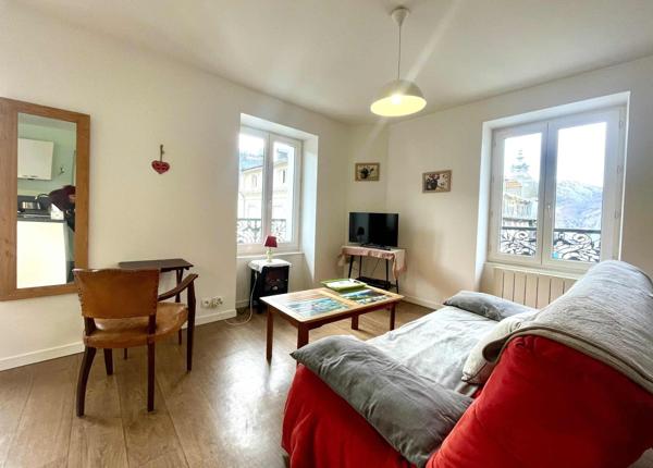 Appartement 3 pièces de 47 m² à Le mont dore