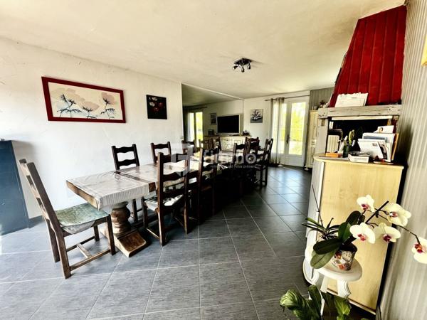 Maison à rénover au calme avec piscine - 24700 Montpon Ménesterol