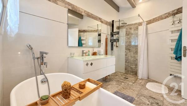 Maison à vendre  4 pièces - 170 m 2   BRANDO  - 202