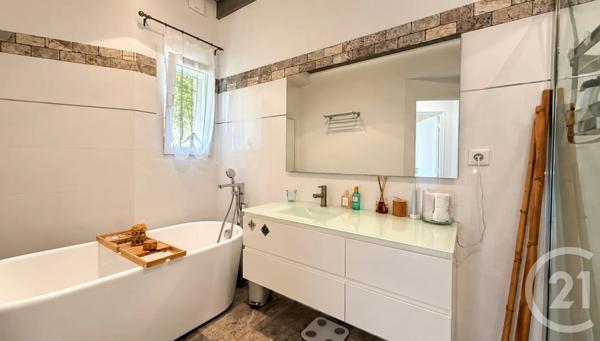 Maison à vendre  4 pièces - 170 m 2   BRANDO  - 202