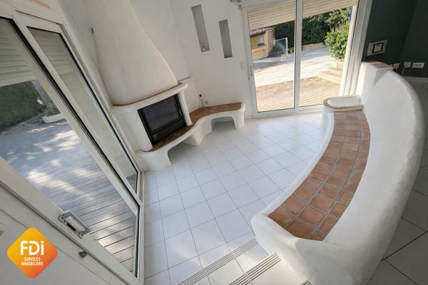 CASTELNAU-LE-LEZ - VILLA F5 205m2 + F2