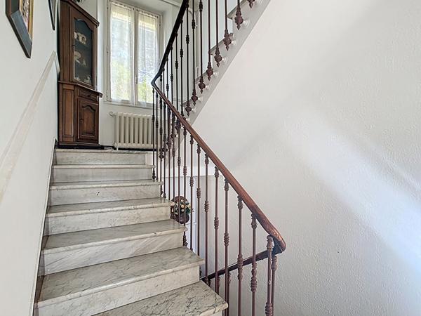 Maison de Prestige à Vendre à Antibes