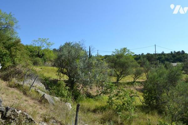 PARCELLE de TERRAIN à bâtir non viabilisées