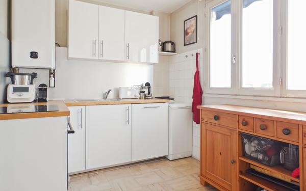 Appartement à vendre    3 pièces • 56,32 m2 Lyon 8