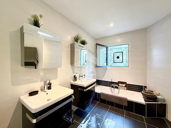 Maison Cambon 6 pièces 136 m2