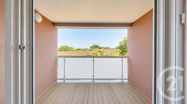 Appartement T2 à vendre  2 pièces - 40 m 2   COLOMIERS  - 31