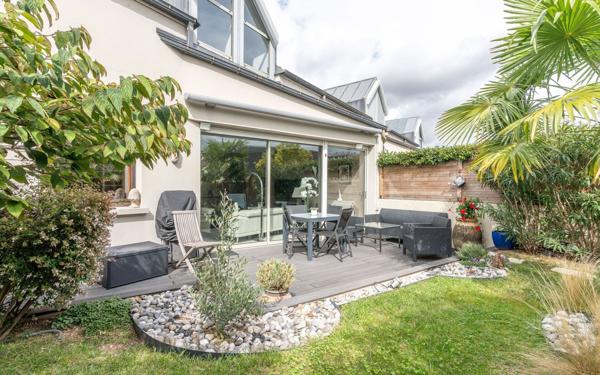 Maison à vendre    4 pièces • 140,21 m2 Joinville-le-Pont