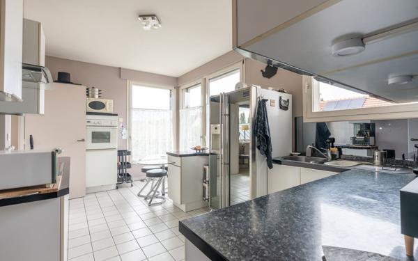 Maison à vendre    4 pièces • 140,21 m2 Joinville-le-Pont