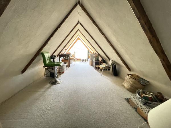 Les Thuiles (04400) Ancienne ferme en pierre transformée en maison/villa