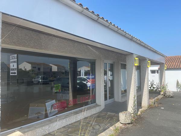 À VENDRE - LOCAL COMMERCIAL 225 m² - EMPLACEMENT STRATÉGIQUE