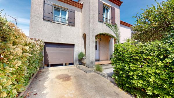 A VENDRE - Maison familiale type 6 - 152m² - Nîmes