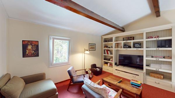 A VENDRE - Maison familiale type 6 - 152m² - Nîmes