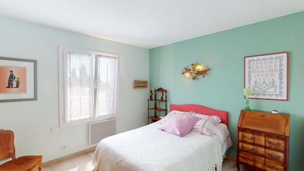 A VENDRE - Maison familiale type 6 - 152m² - Nîmes