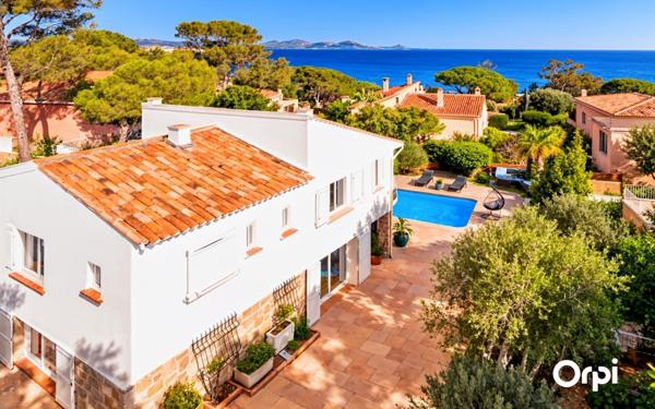 Maison à vendre    4 pièces • 167 m2 Les Issambres - Roquebrune-sur-Argens