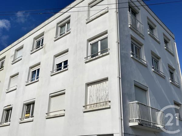 Appartement F2 à vendre  2 pièces - 52,66 m 2   ROYAN  - 17