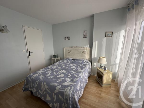 Appartement F2 à vendre  2 pièces - 52,66 m 2   ROYAN  - 17