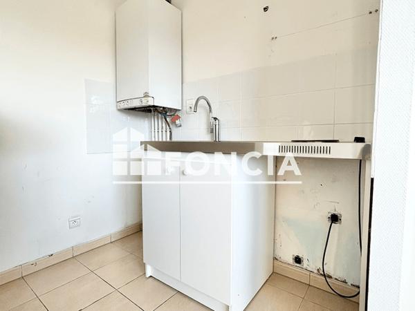 Location Appartement 2 pièces 34.34 m² - 11 RUE DU PRE GONDE Metz 57070