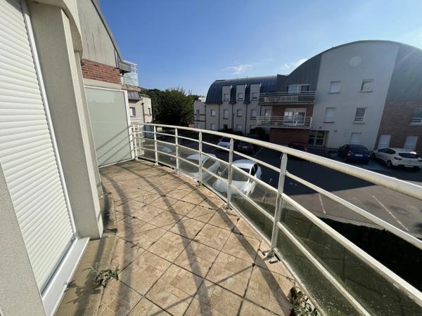 Location                                                      Appartement
                        
                     3 pièces                      54 m2                     à Saint-Quentin