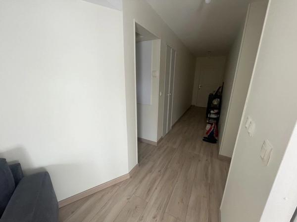 Location                                                      Appartement
                        
                     3 pièces                      54 m2                     à Saint-Quentin