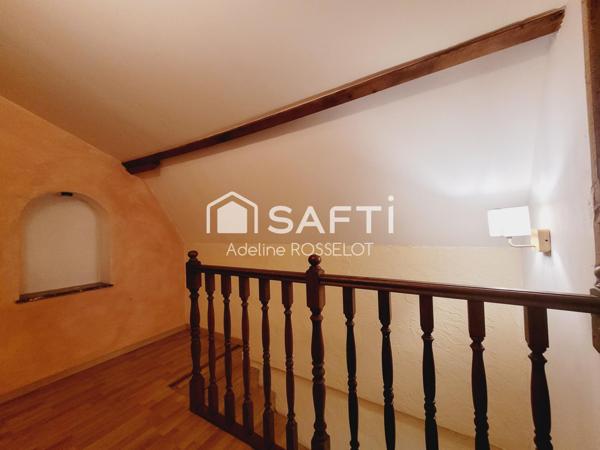 Maison à rénover en partie - Commodités à pied